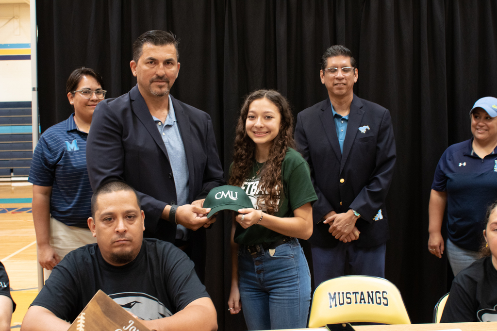 Memorial softball player Jordan Gutierrez signed to play for Central Methodist
