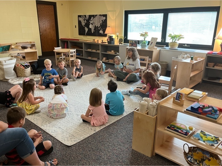 children singing during circle time