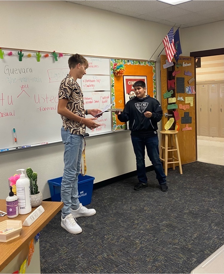 Conversation in front of class 