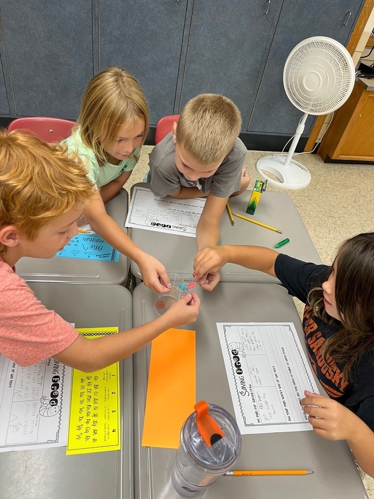 kids with science project