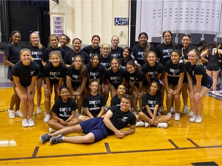 HS & MS cheer 2022 with Varsity staff