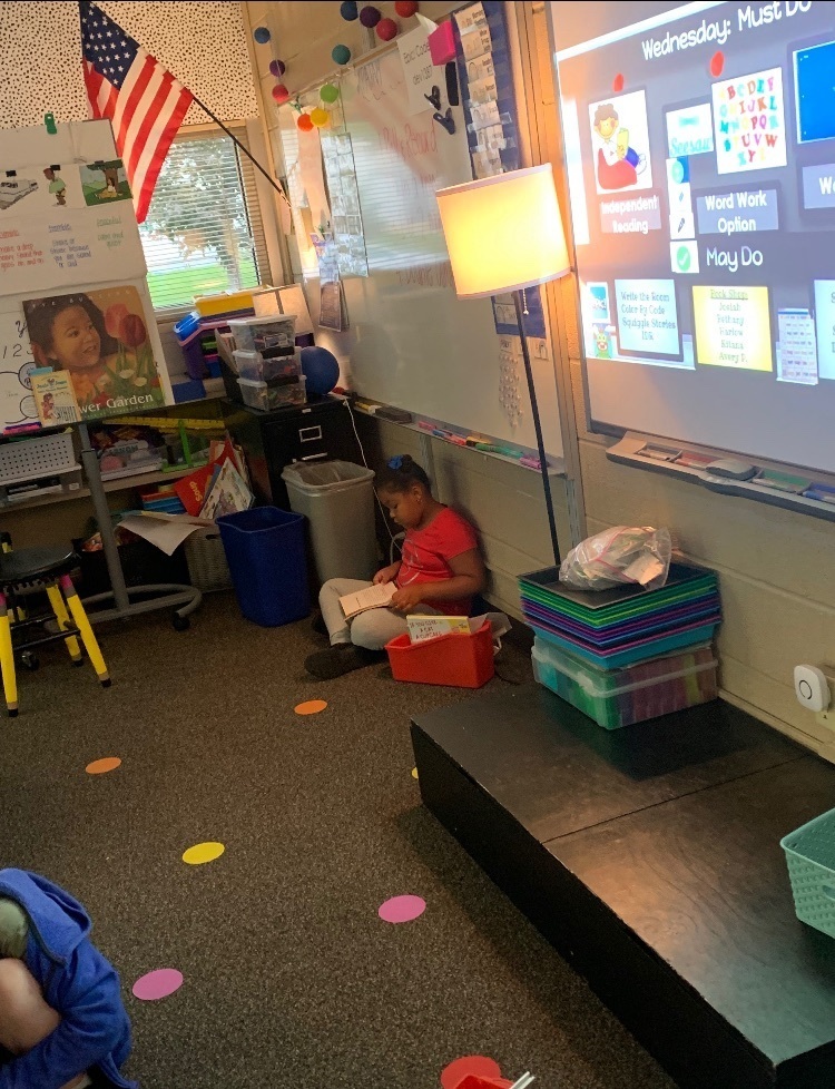 1st graders reading
