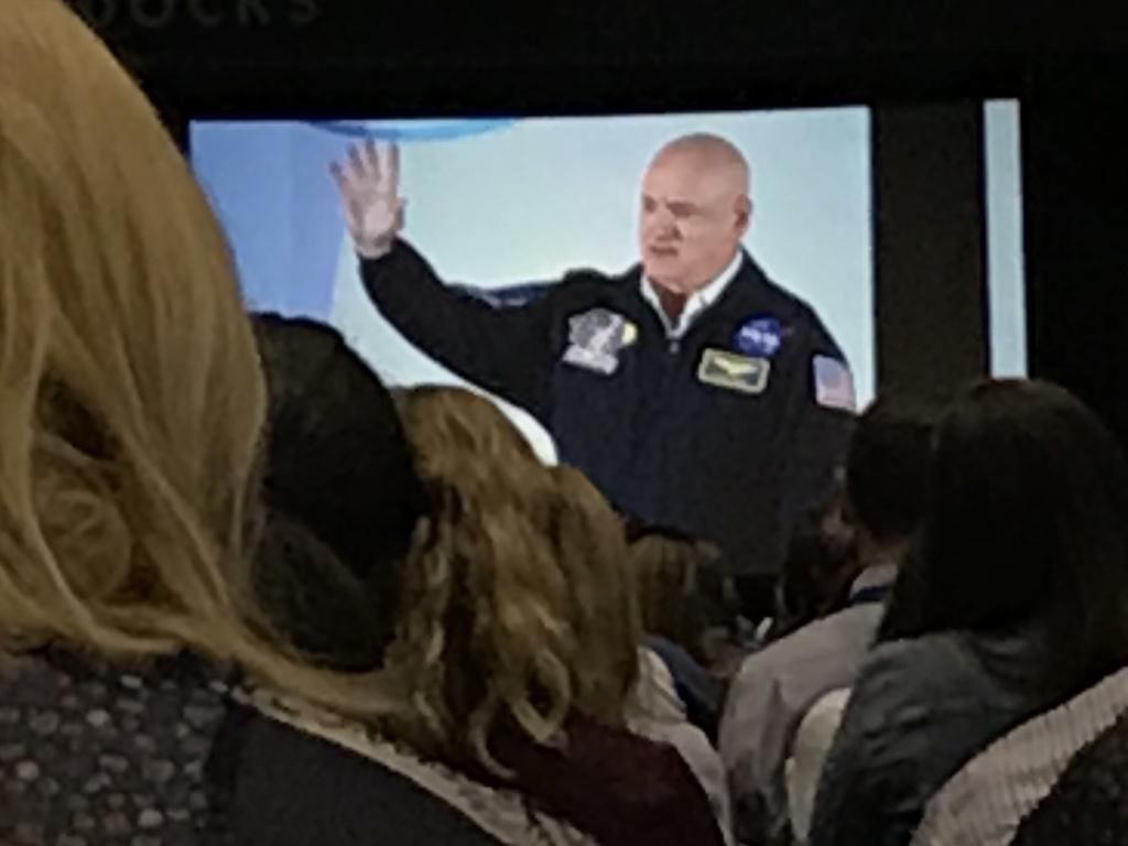  Scott Kelly