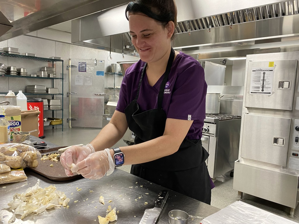 Chef Getzin and the Fayetteville High School Child Nutrition staff are hard at work today preparing meals for students and staff! Chef Getzin is here working with the Child Nutrition Department, thanks to a generous grant funded and supported by the Lifetime Foundation. Today is an Asian-themed lunch: Sweet and Sour Chicken Spicy Orange Chicken Fried or Steamed Rice Stir-Fry Fresh Vegetables & Egg Rolls Many thanks to Chef Getzin and the Lifetime Foundation for this great opportunity!