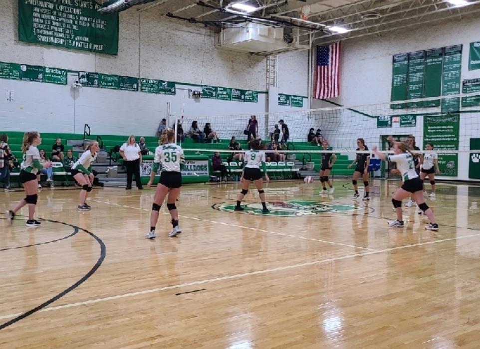 ladies Bulldogs Volleyball vs. FRC