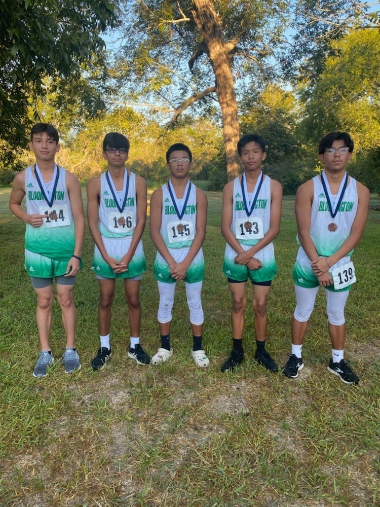 BHS XC boys in Goliad
