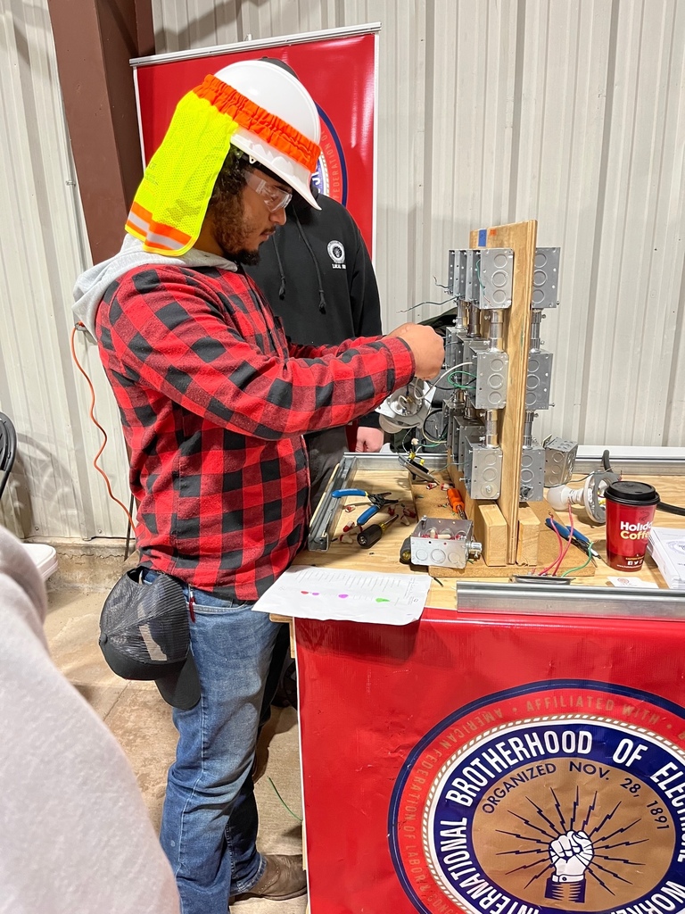 FHS Students @ Fair Trades Day