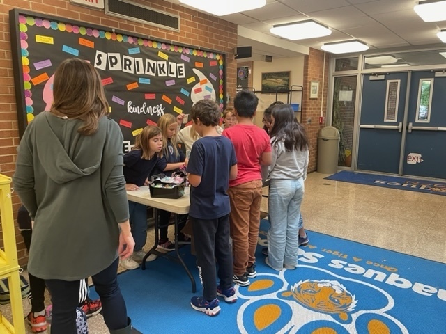 5th Grade Shoppers!