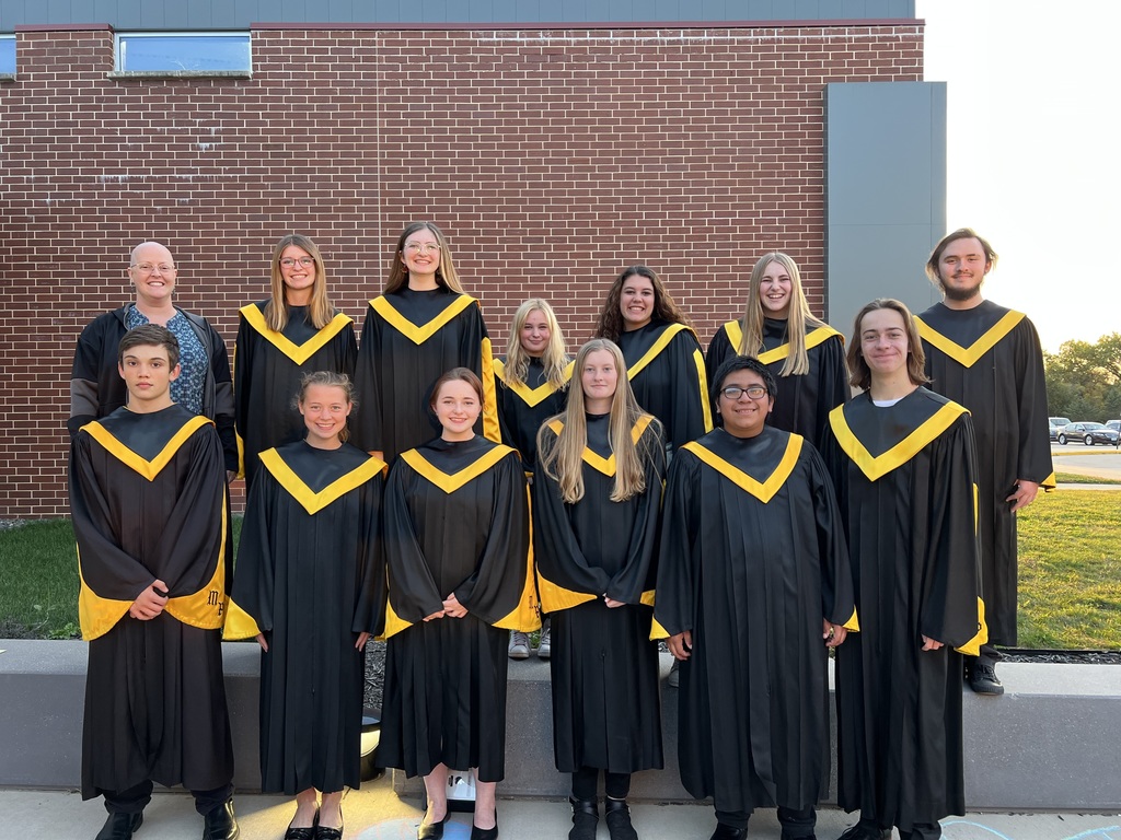 Mid-Prairie choir students