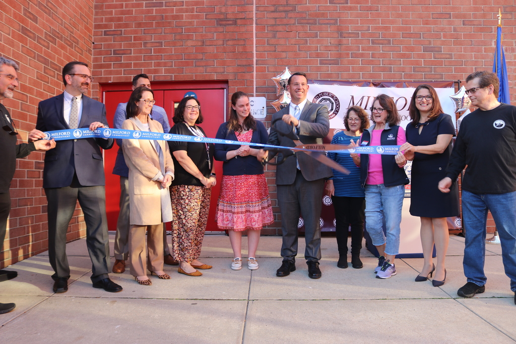 planetarium ribbon cutting