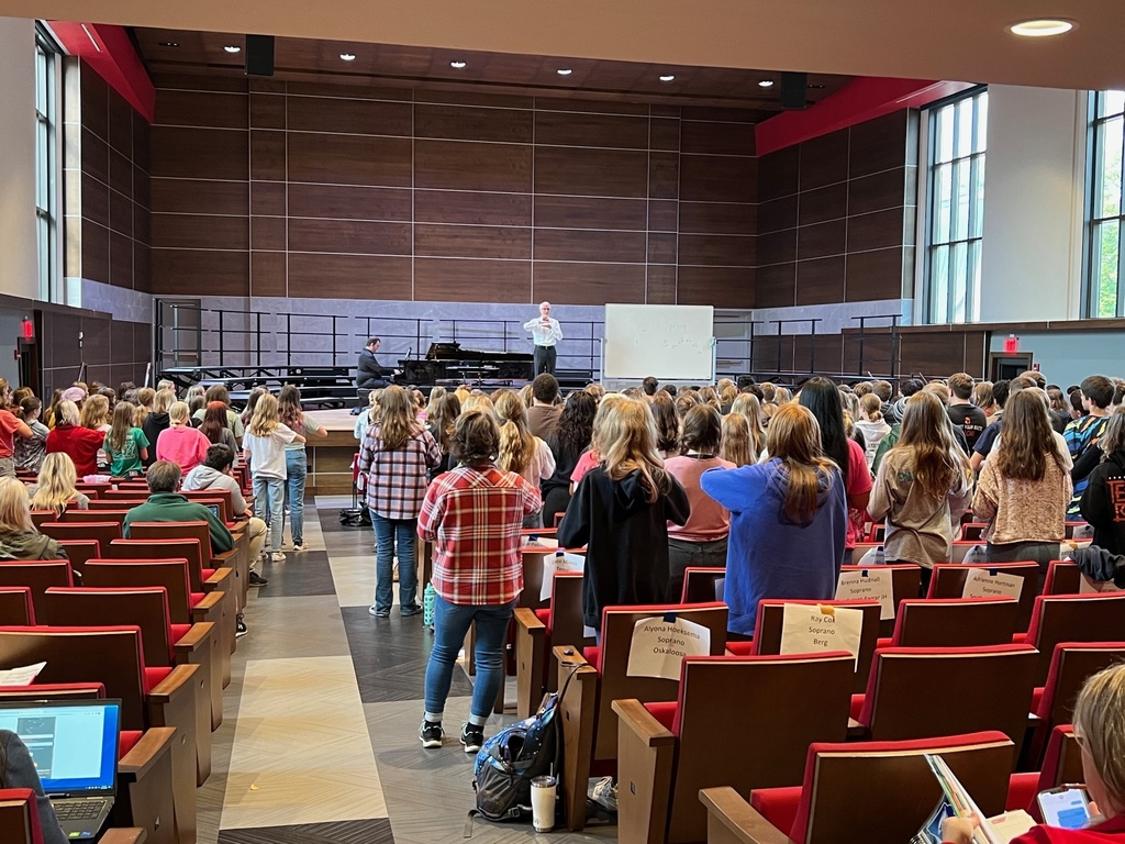 Students at Singfest