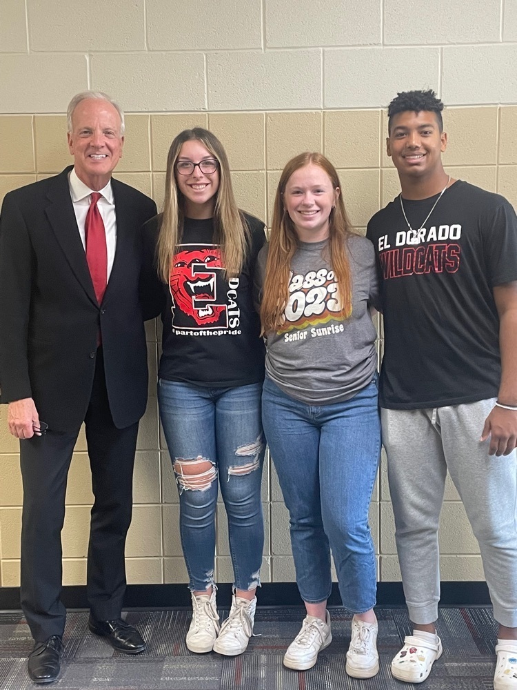 Senator Jerry Moran visits EHS