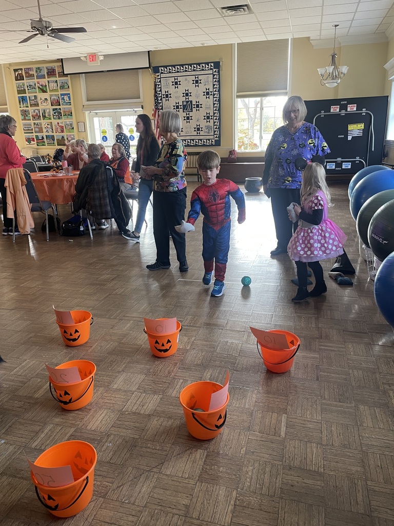 Glenview Halloween at BV Senior Center
