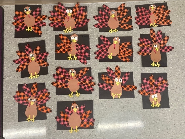 Plaid turkeys from paper