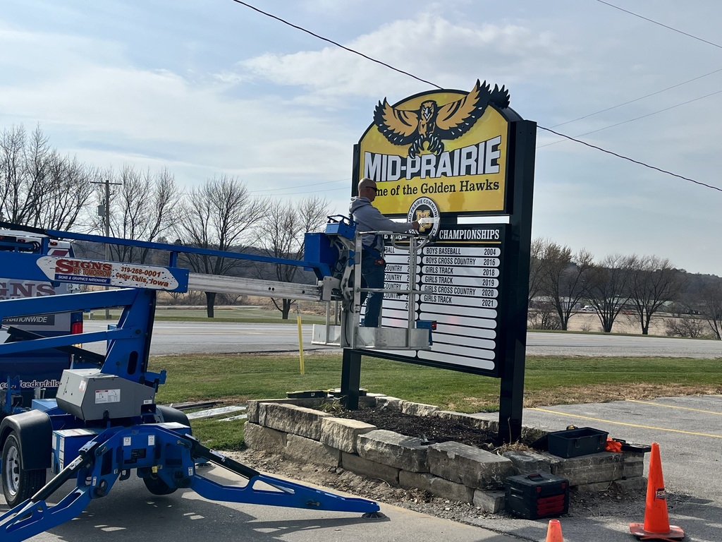 MPHS state championship sign being installed