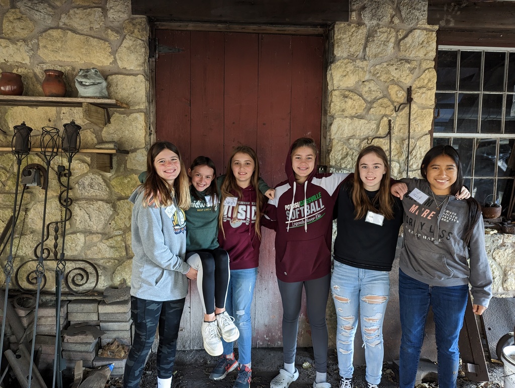 Creating art at Shakerag Alley in Mineral Point