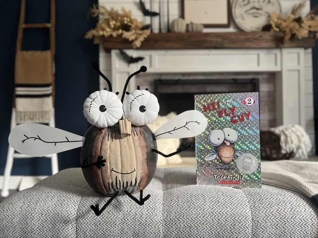 Book Pumpkin Contest 2022 Winner