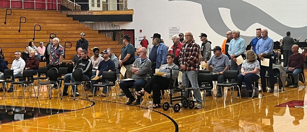 Veterans arrive for ceremony at BJSHS