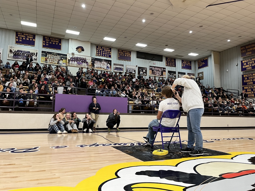 Coach Hannah Hair Cut