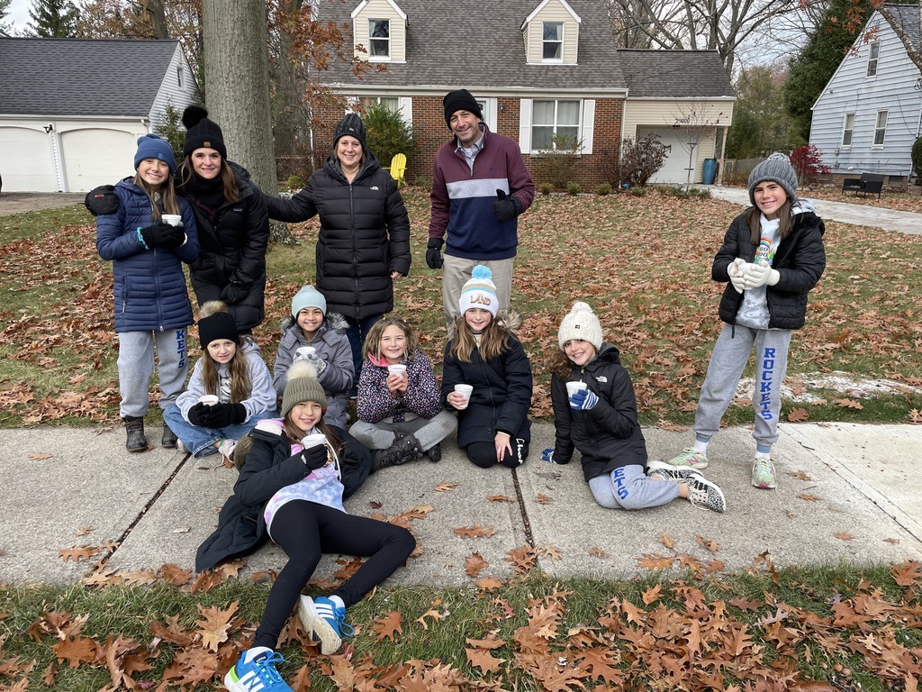 Bay Middle School Rake-out event