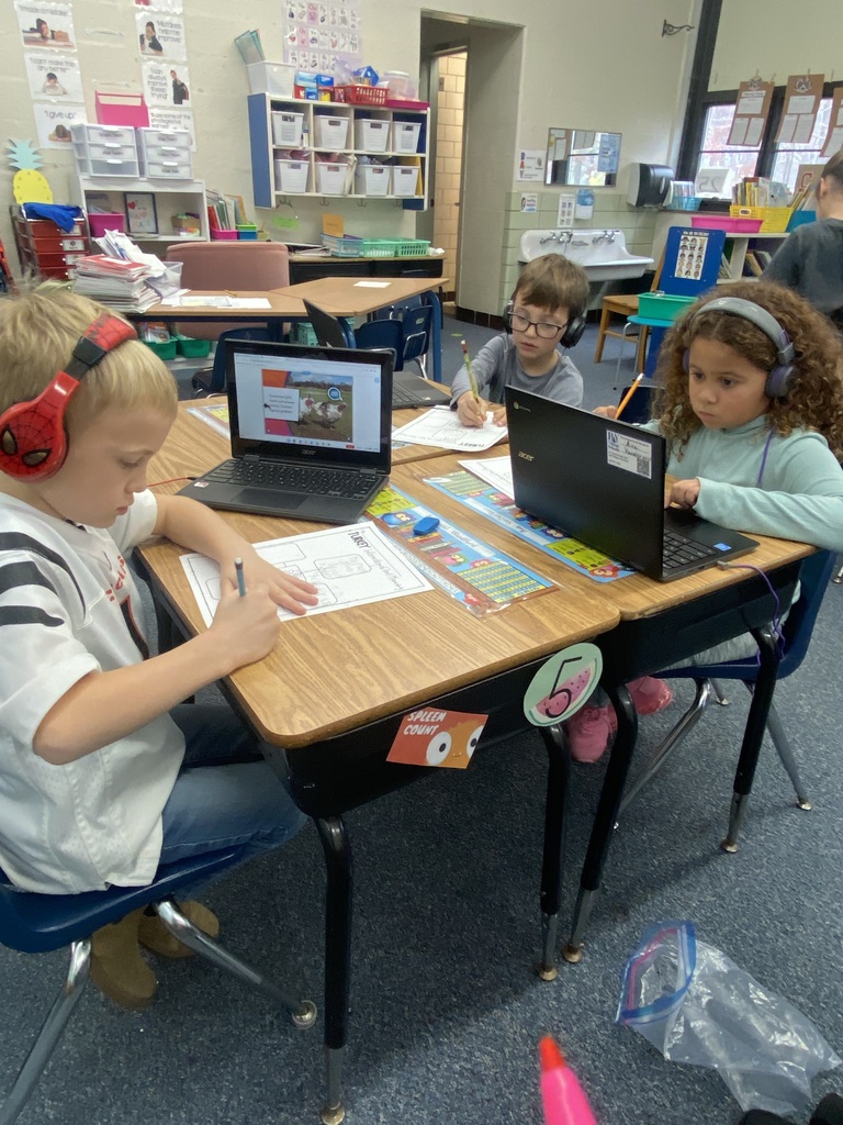 Mrs. Godlewski's first-graders' Thanksgiving project