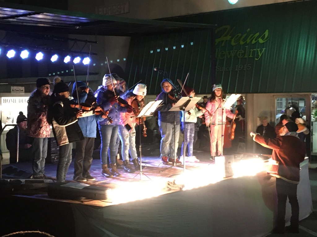 VAST PERFORMANCE