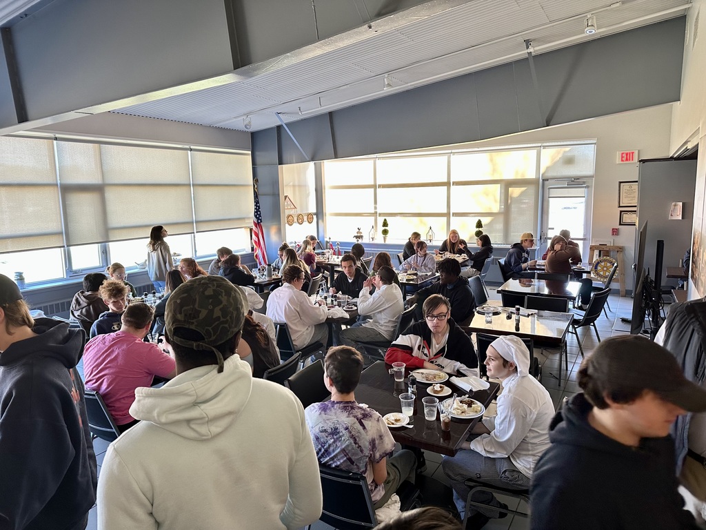 WRVC Harvest Extravaganza Meal in the Dining Room