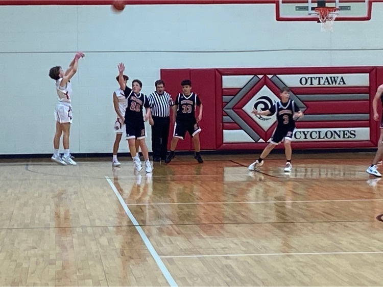 jump shot for 2!!!!🏀