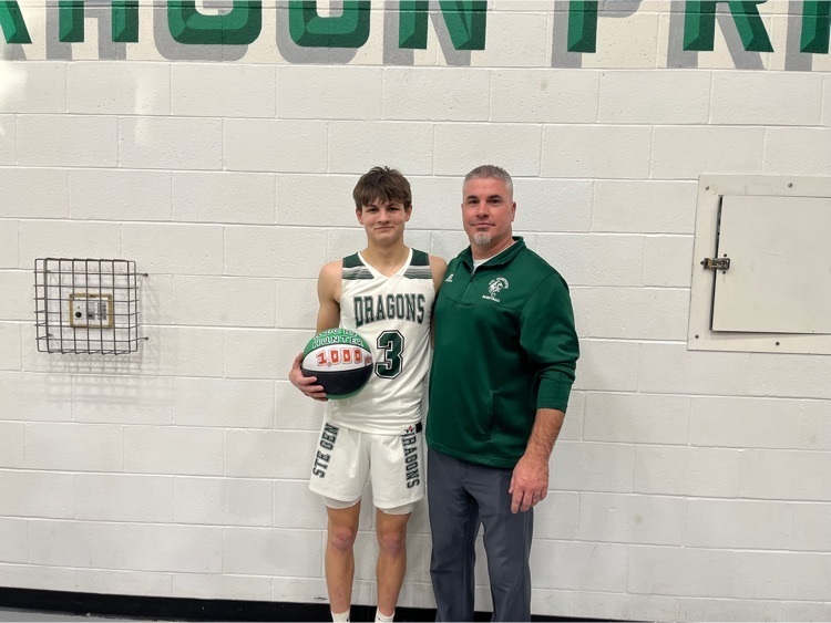 Ricky Hunter scores his 1,000th career point