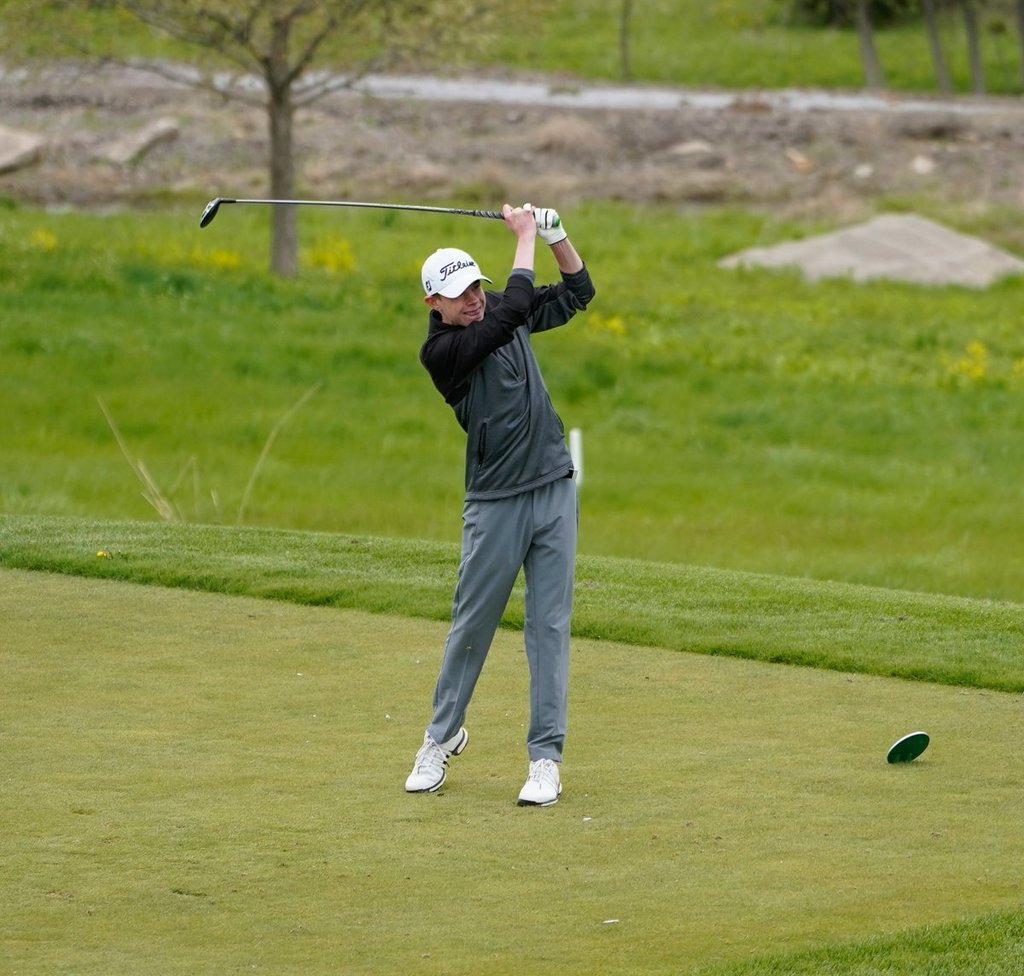 Noah Schlabaugh got 6th place at the State Golf meet