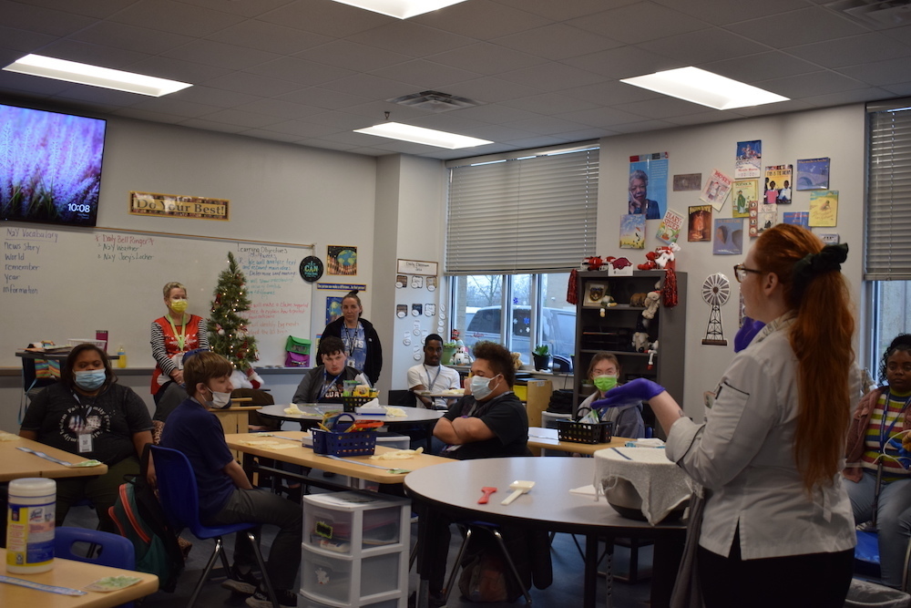 shhs life skills cookie decorating 1