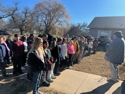 Collins Students Perform at Nursing Home