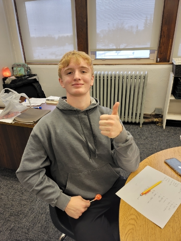 An intense game of Scattergories, which included 6 rounds, a championship, and a run-off. Congratulations to Austin Vaverka and Lauren Boyer in 2nd period, who tied for the win.