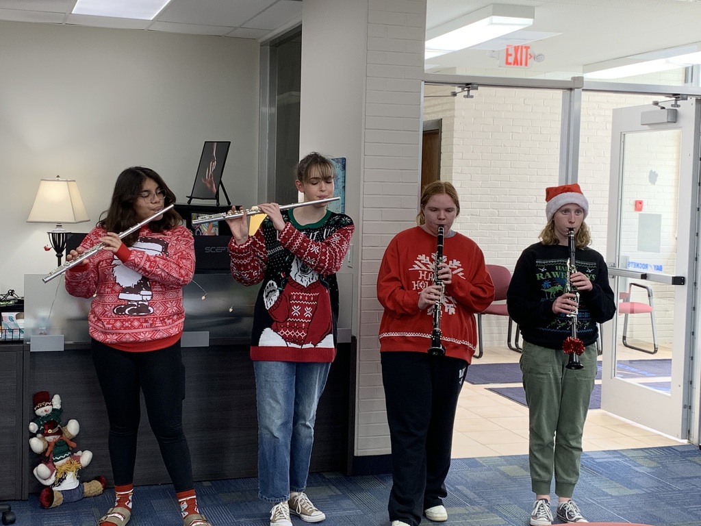 Woodwind and String Carolers