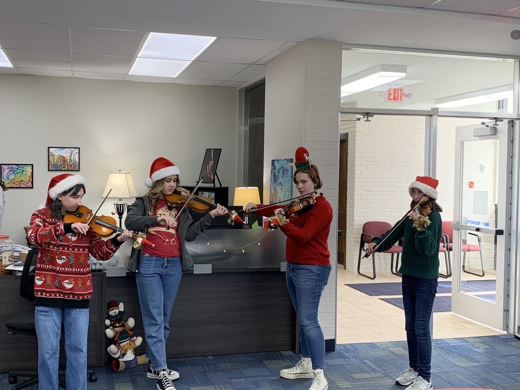Woodwind and String Carolers