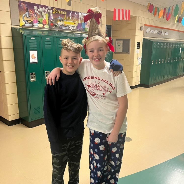 We have Whos from Whoville !! 🎄