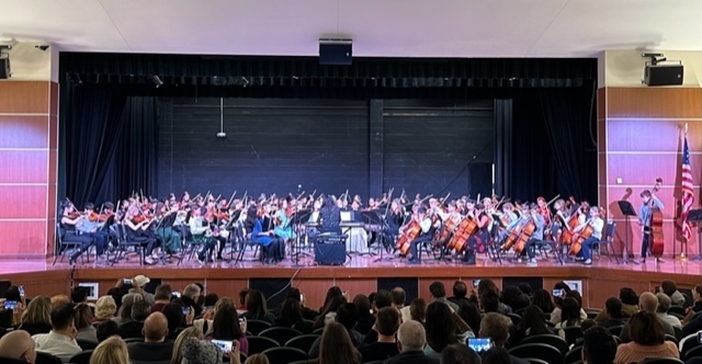 combined elementary orchestra performing