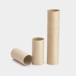 Cardboard tubes of different sizes