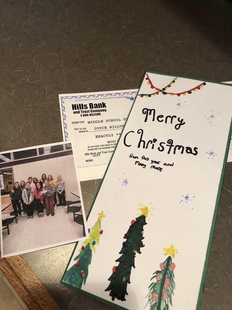 MPMS Leadership students and donation