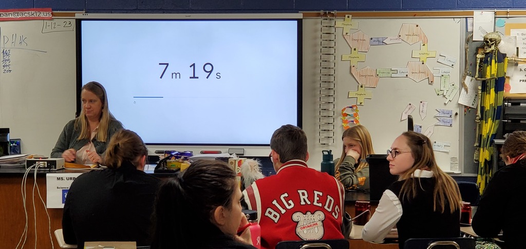 Match 1 BW Quiz Bowl image 1