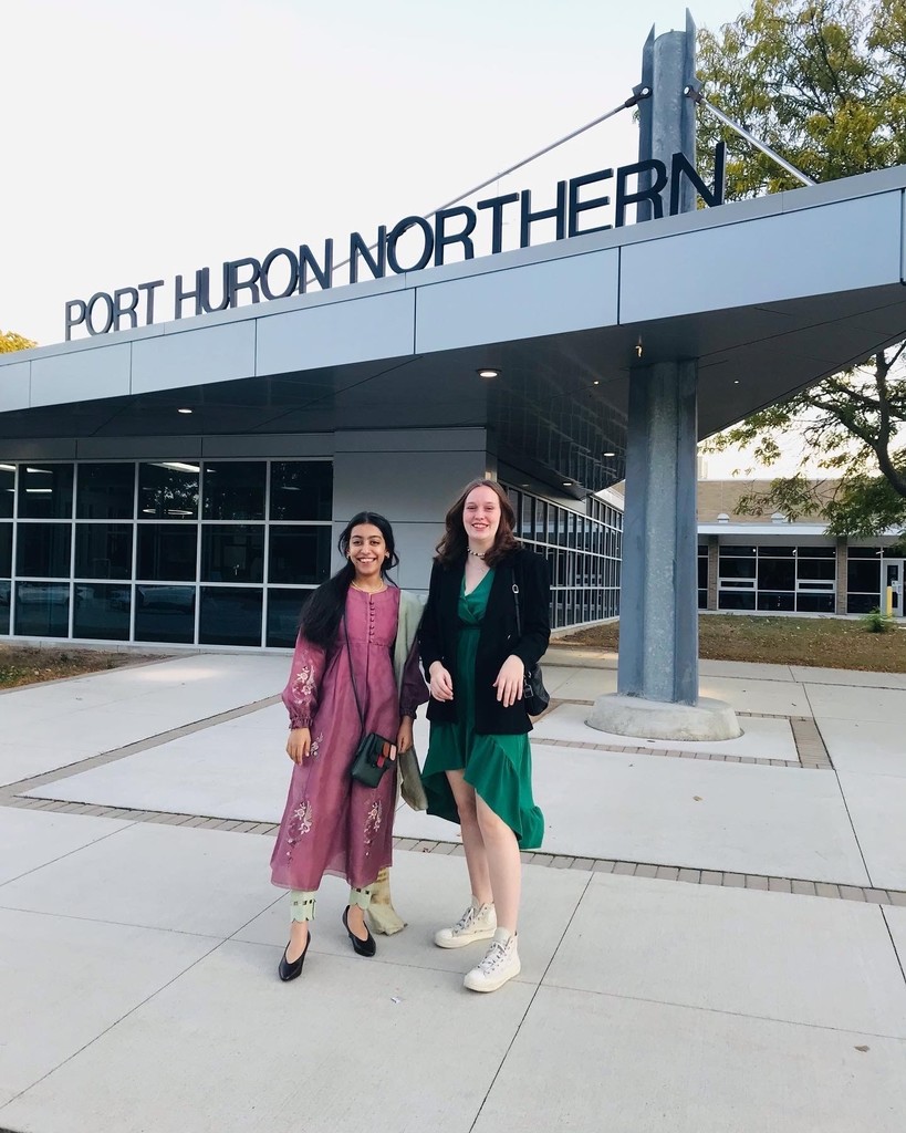 Rida Noor in front of PHN