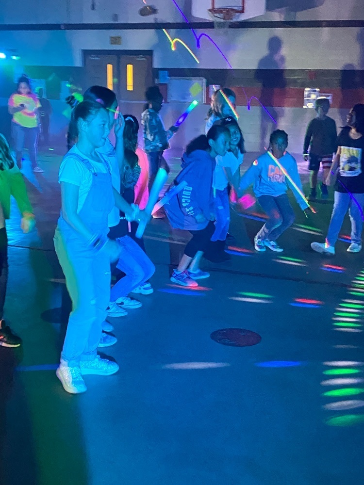 glow party