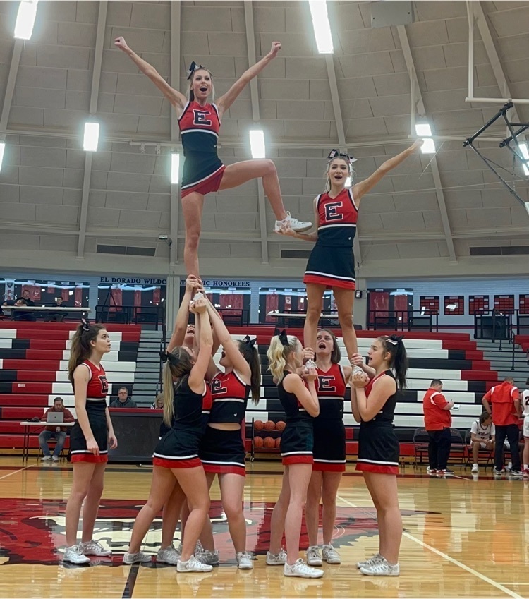cheerleading stunt