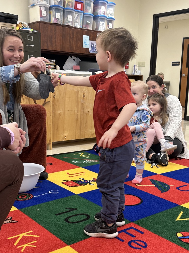 Little boy brings teacher his matching glove