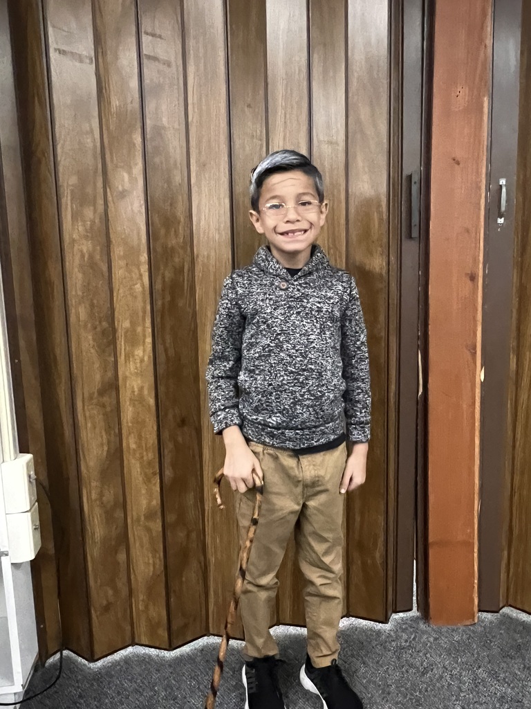 100th day of school/Dia 100 de la escuela