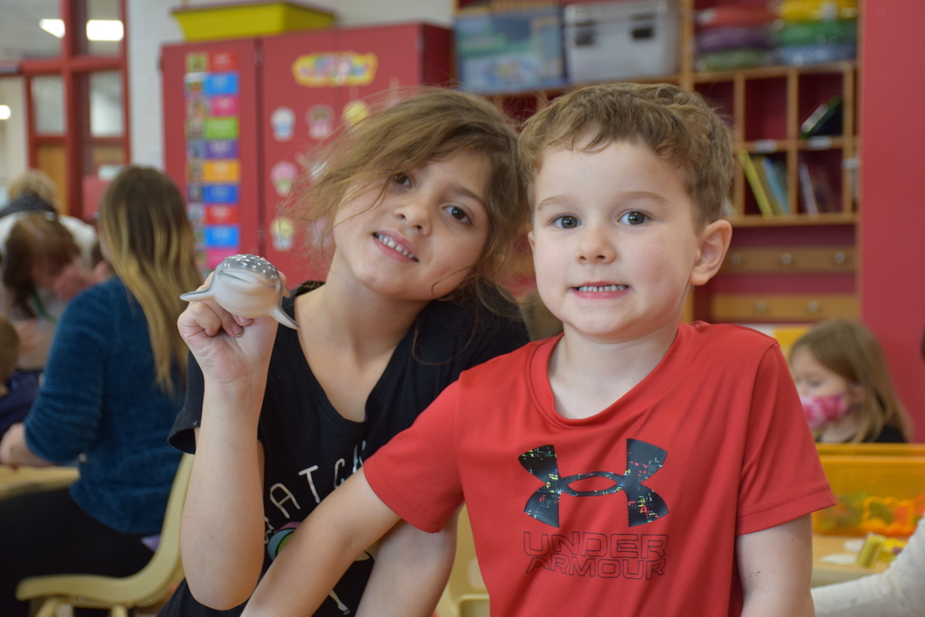 Kindergarteners Make New Pre-K Friends at Ann MacArthur Primary