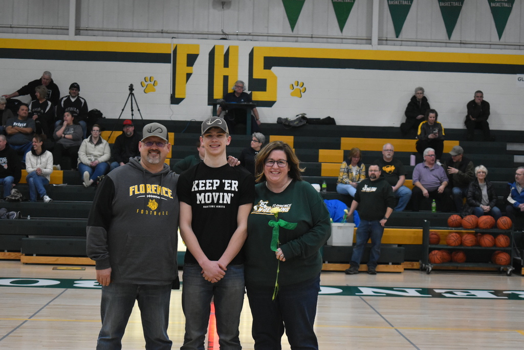 FHS Wrestlers and their parents
