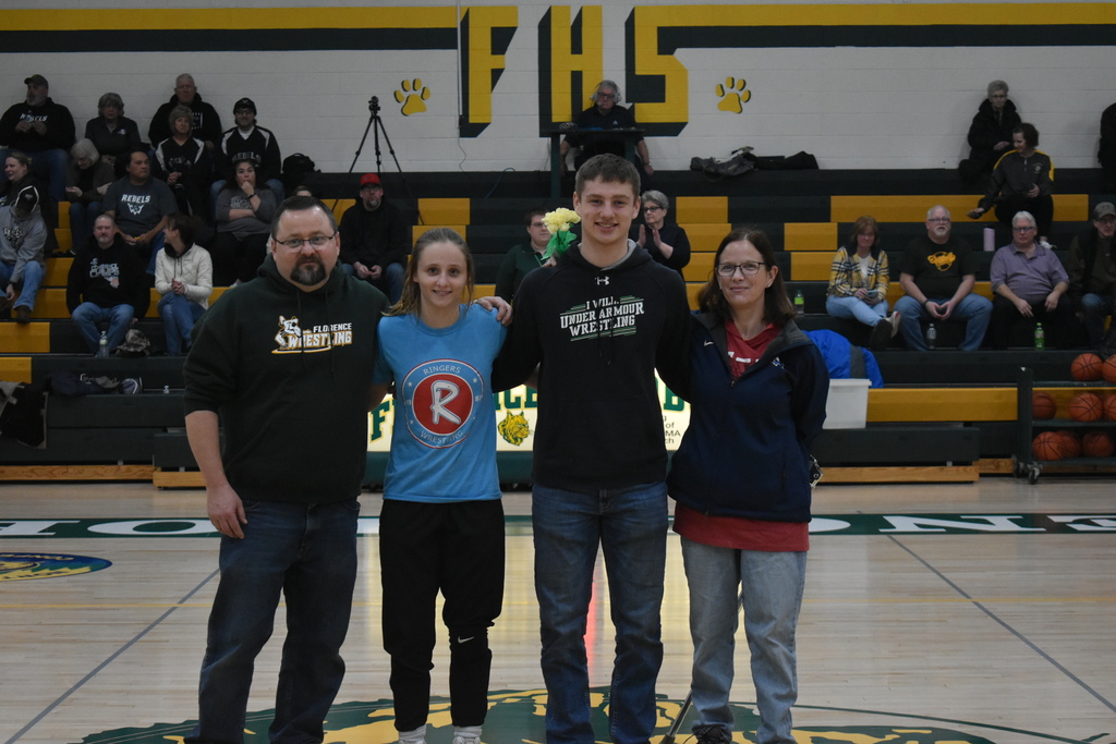 FHS Wrestlers and their parents