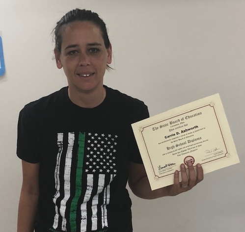 Carrie Ashworth completed the STNA (State Tested Nursing Assistant) program. Upon passing her state exam to receive her STNA credential, Carrie also earned her diploma. Congratulations Carrie!