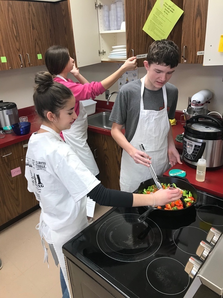 students cooking 
